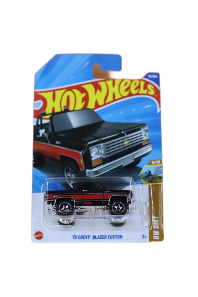 Hot Wheels ’75 Chevy Blazer Custom Die-Cast Truck | Classic Off-Road Collectible