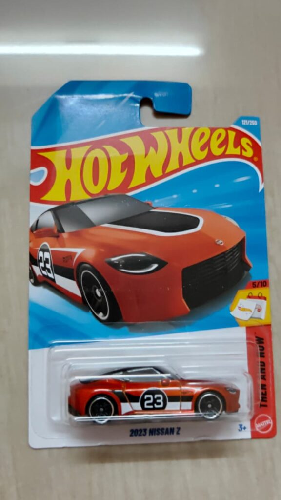 2023 Nissan Z Die-Cast Collectible Model Car